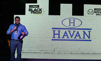 Roberto Wajnsztok da Origin5 premiando a Havan